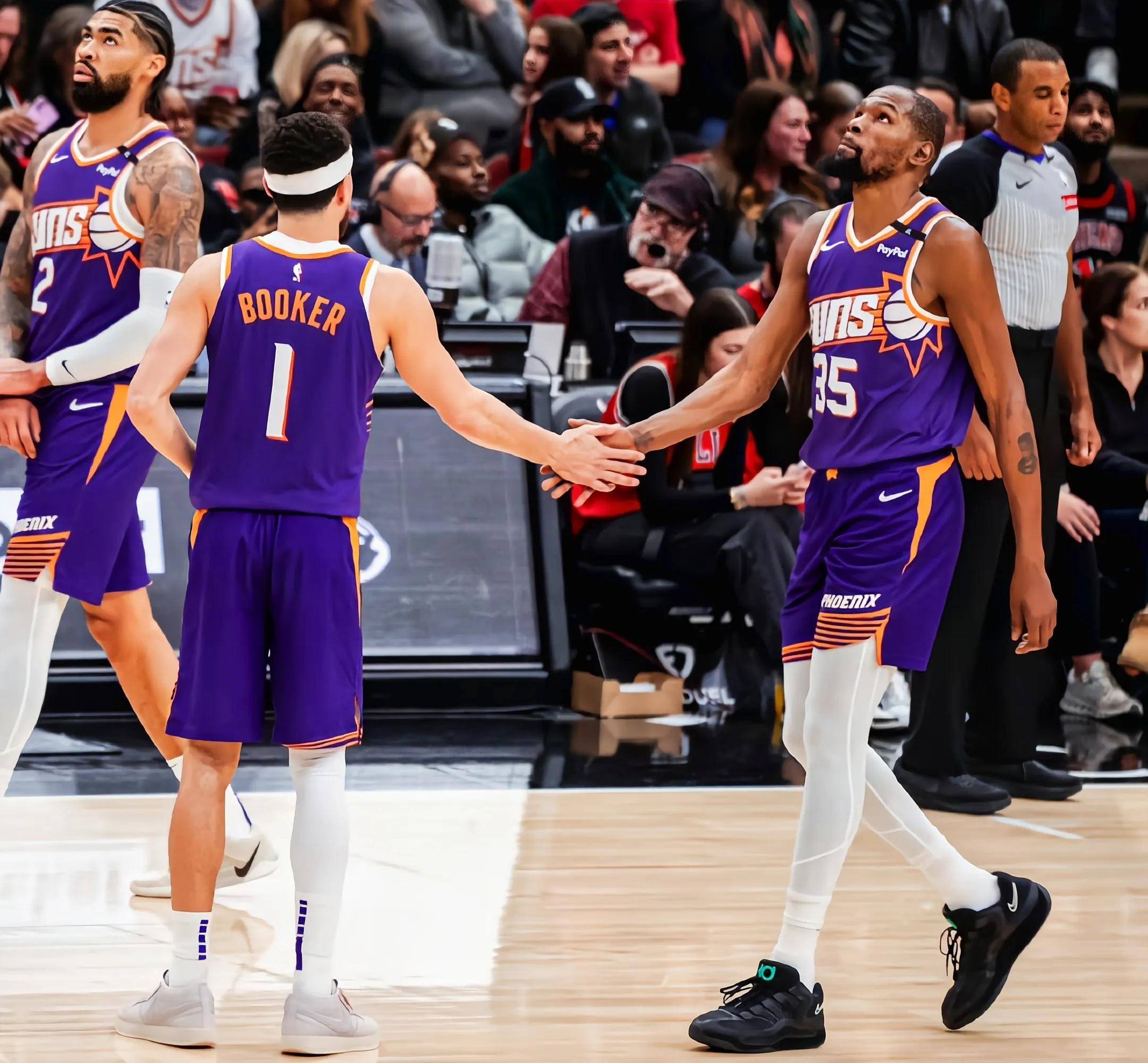 爱游戏-比赛局势复杂引爆全场！，杜兰特意外战胜FPX比赛高潮迭起的简单介绍